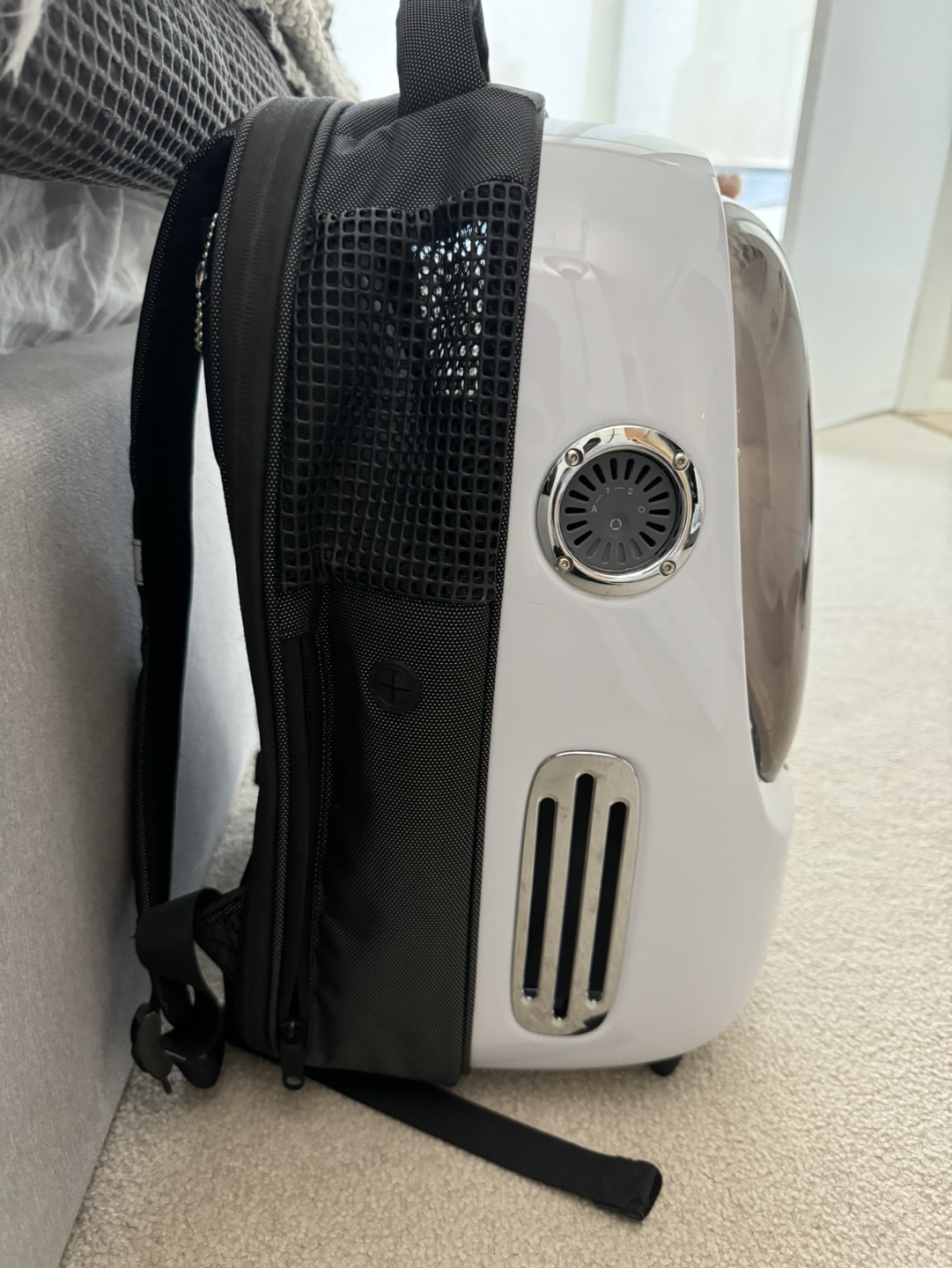 Pet Carrier Backpack - Bubble Backpack for Cats and Small Dogs