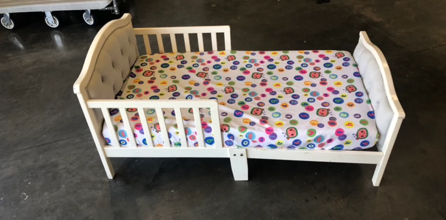 White Toddler Bed with Grey Cushion Headboard & Footboard image indicator(3)