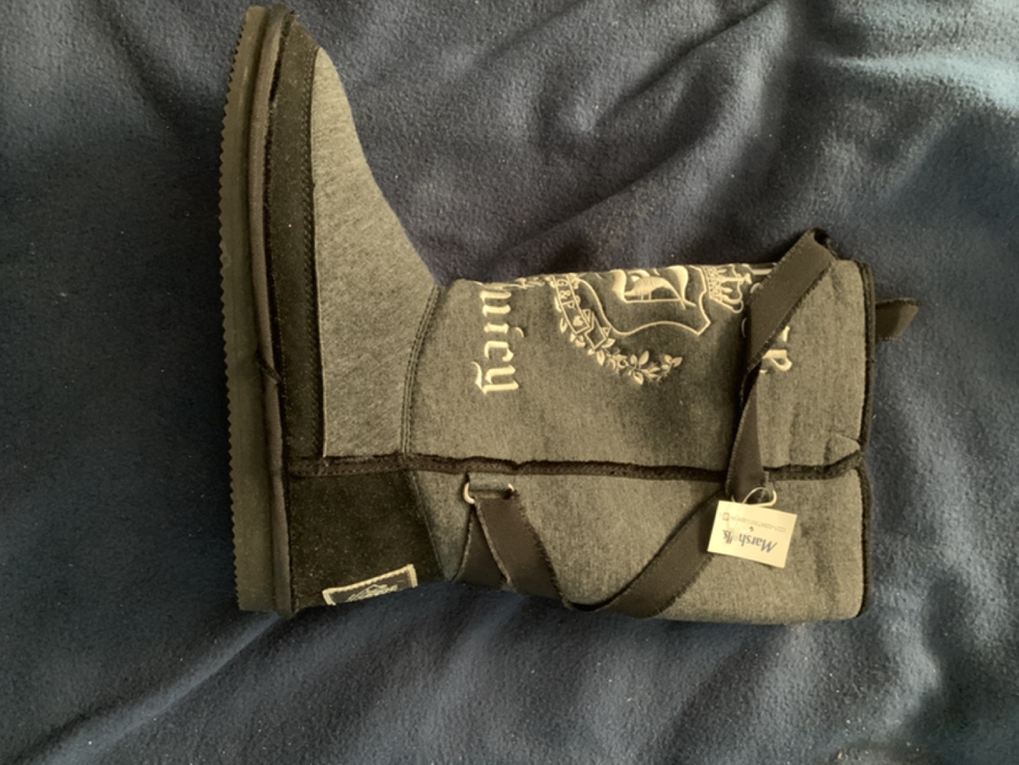 Juicy Couture Gray & Black Wrap Boots - photo 5