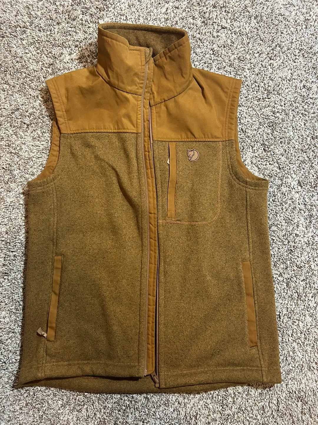Fjällräven Men's Size M Fleece Vest thumbnail