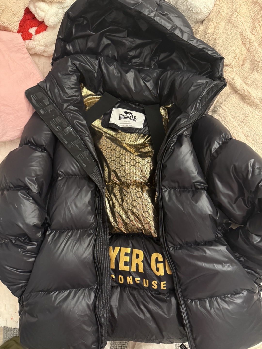 Jonsdale Gold Puffer Jacket perfect for winter - photo 2