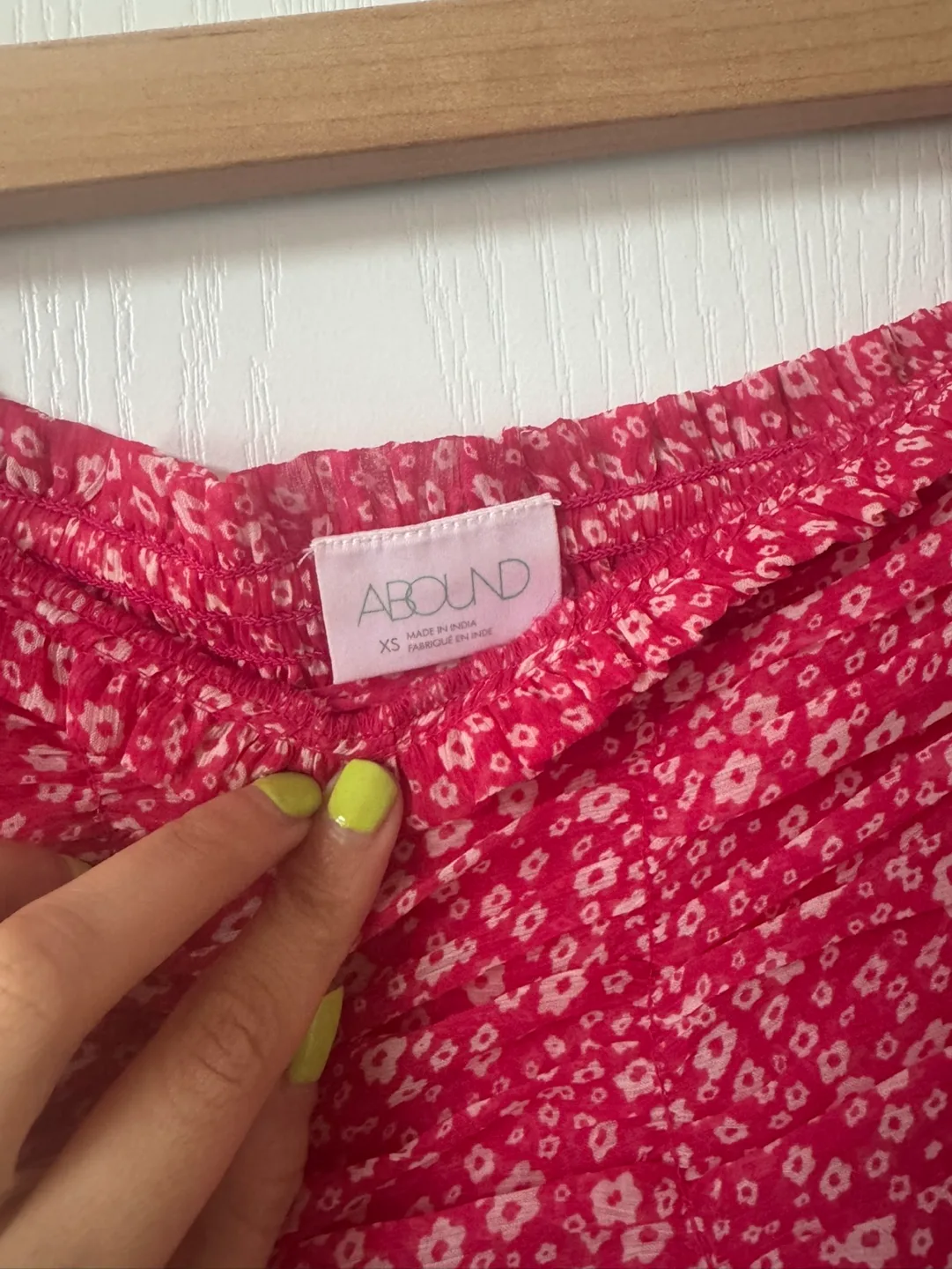 ABOUND Red Floral Mini Skirt - Size XS image indicator(3)