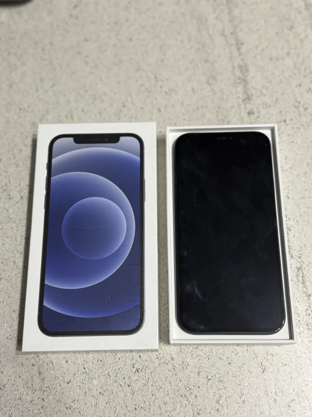 iPhone 12 128GB Midnight image indicator(2)