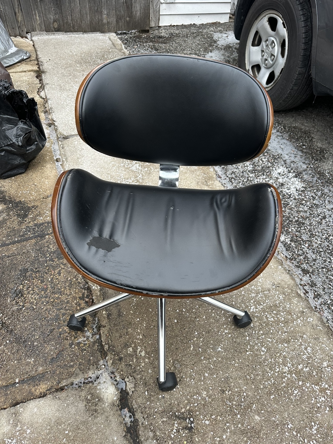 Mid-Century Modern Swivel Office Chair - photo 2