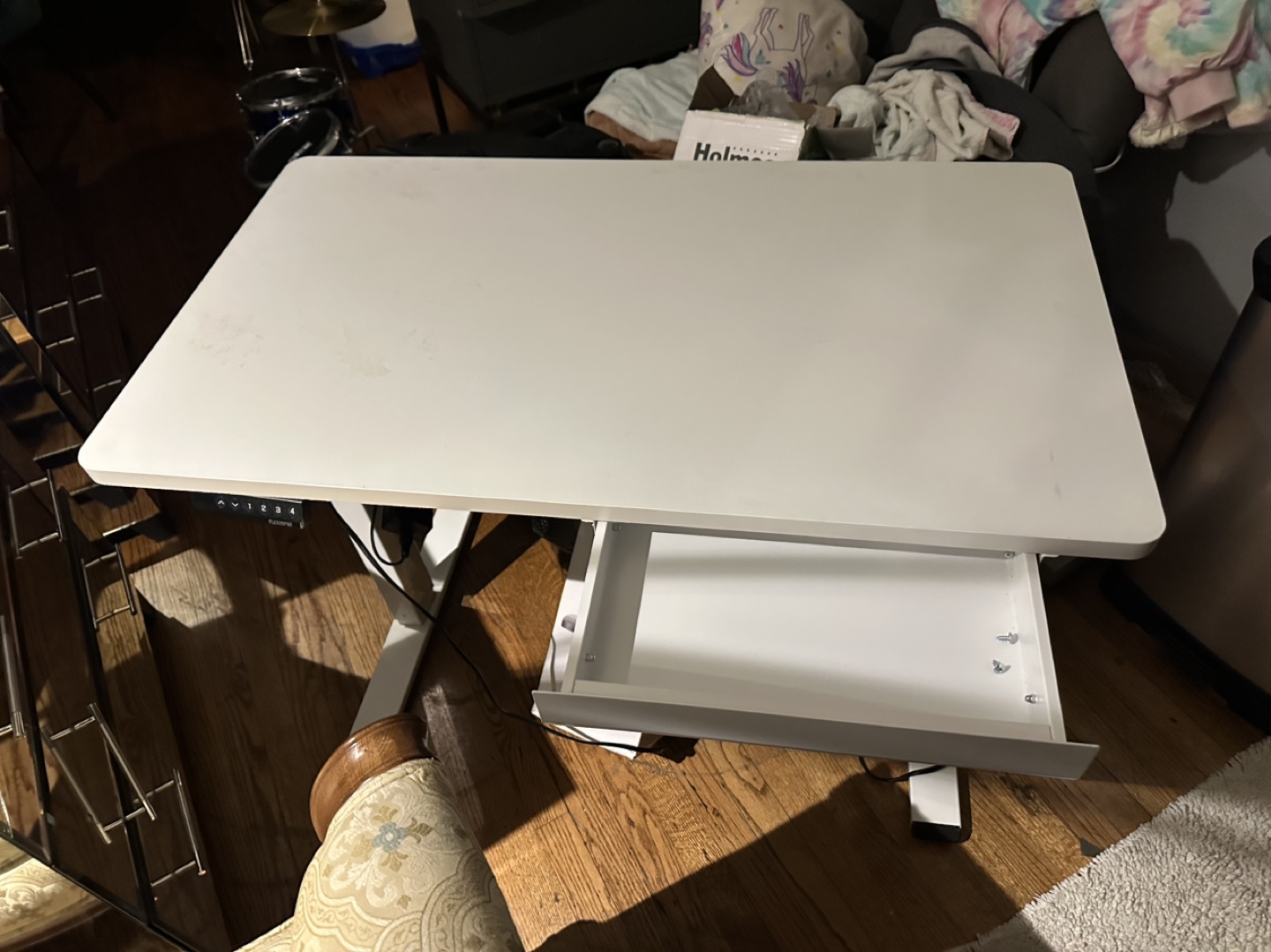 FlexiSpot Electric Standing Desk - photo 2