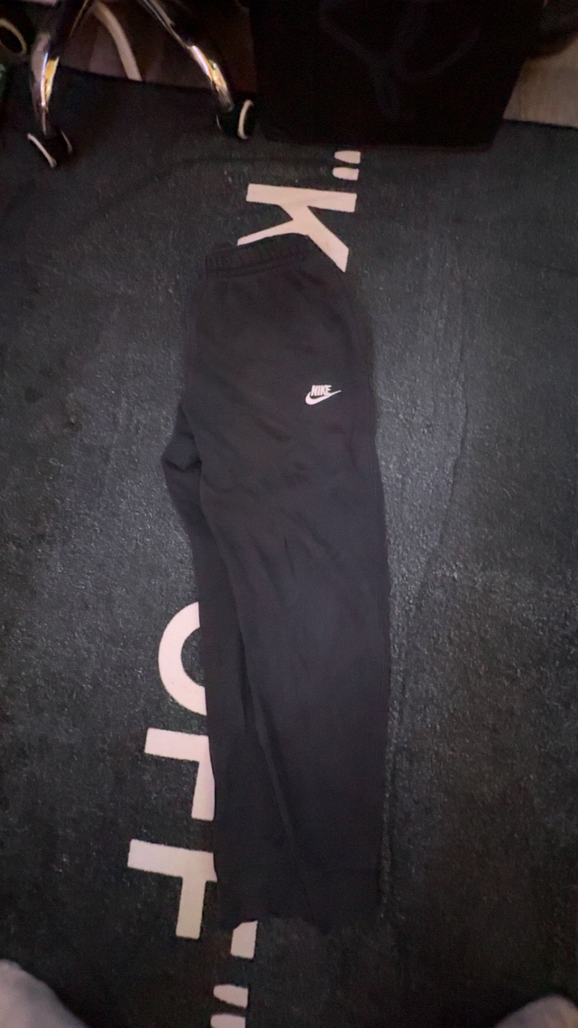 Nike Men's Medium Black Sweatpants