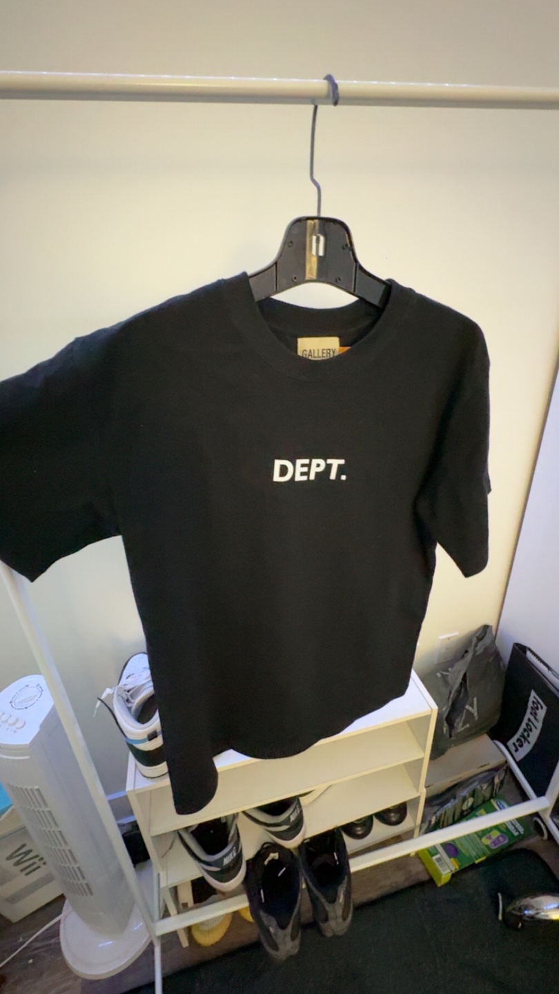 Gallery Dept. Black T-Shirt - photo 2