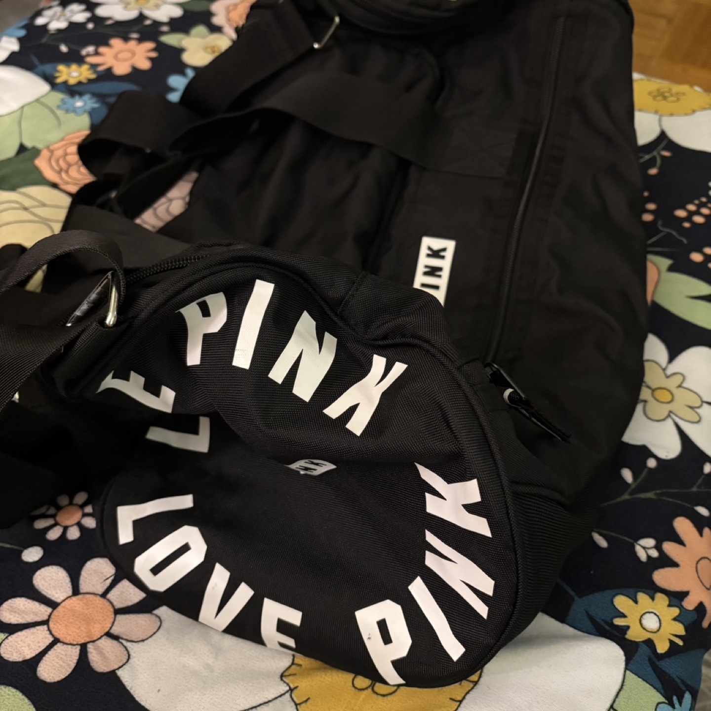 Victoria's Secret Black Duffle Bag - photo 2