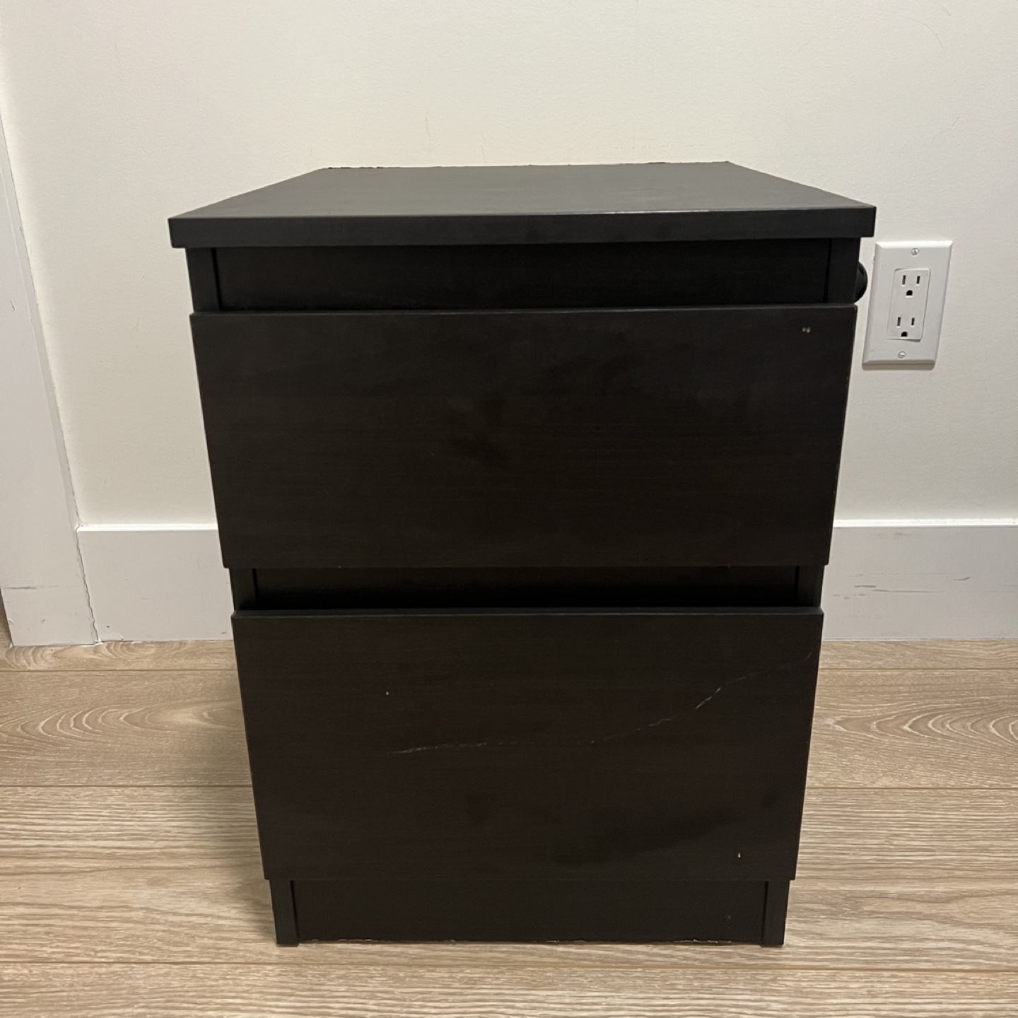 Night Stand/Side Table - photo 2