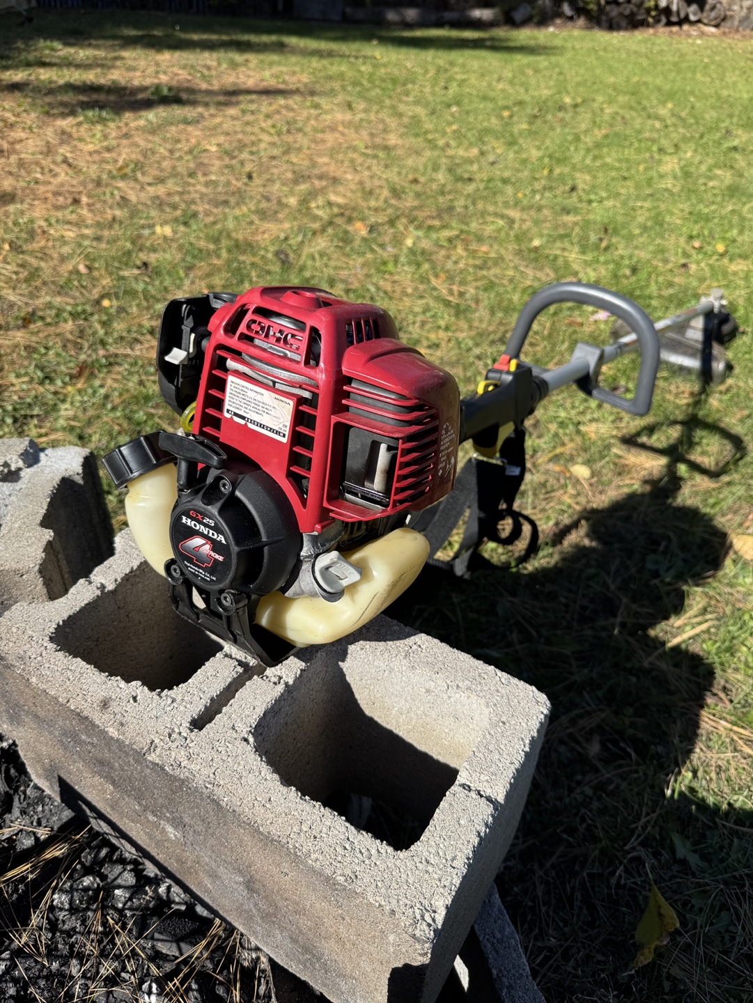 Honda HHT25S String Trimmer - for parts or repair