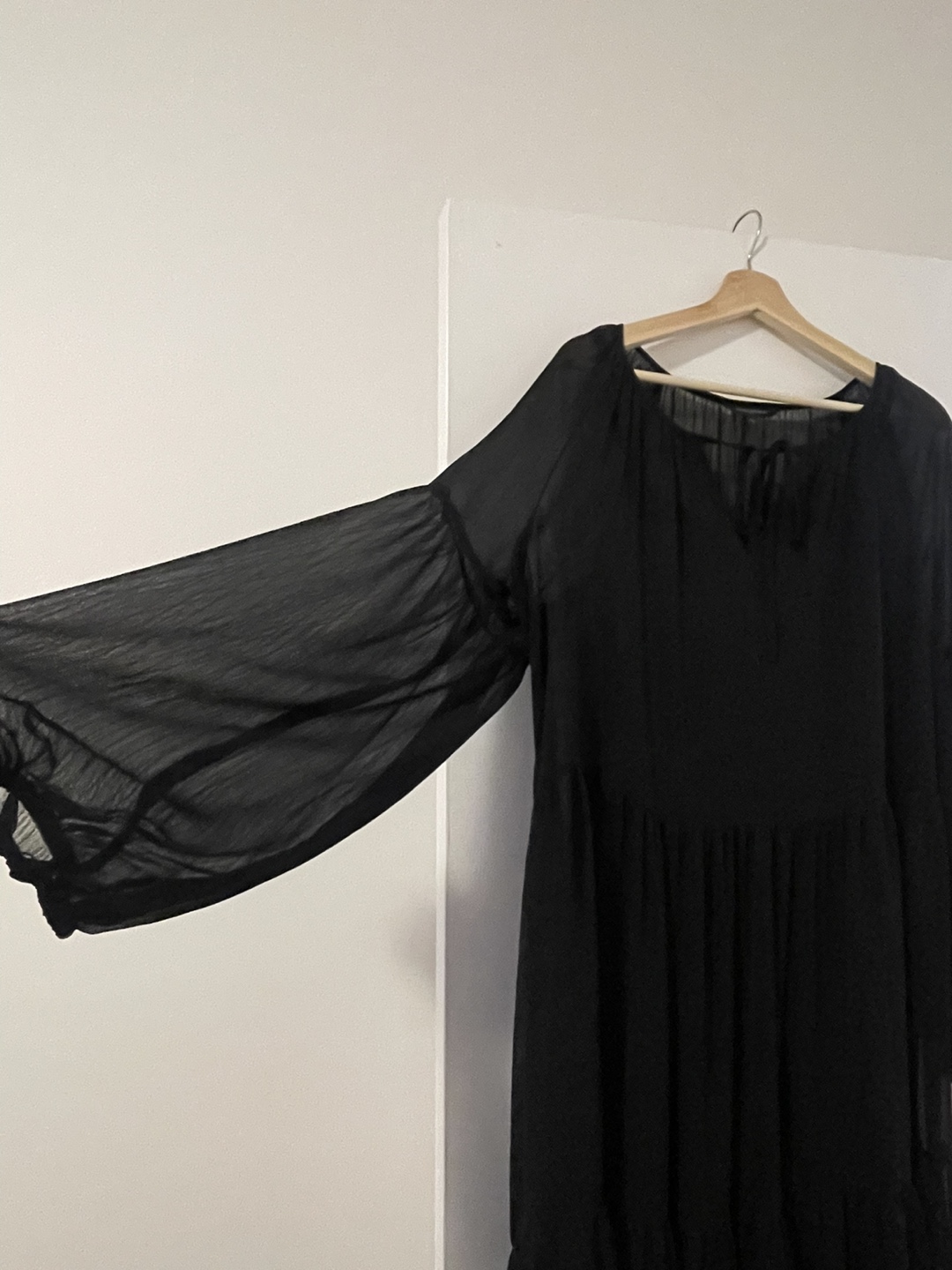 Banana Republic Black Tiered Midi Dress - photo 3