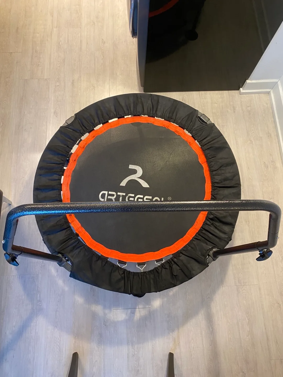 ARTeesol Trampoline with Resistance Bands image indicator(2)