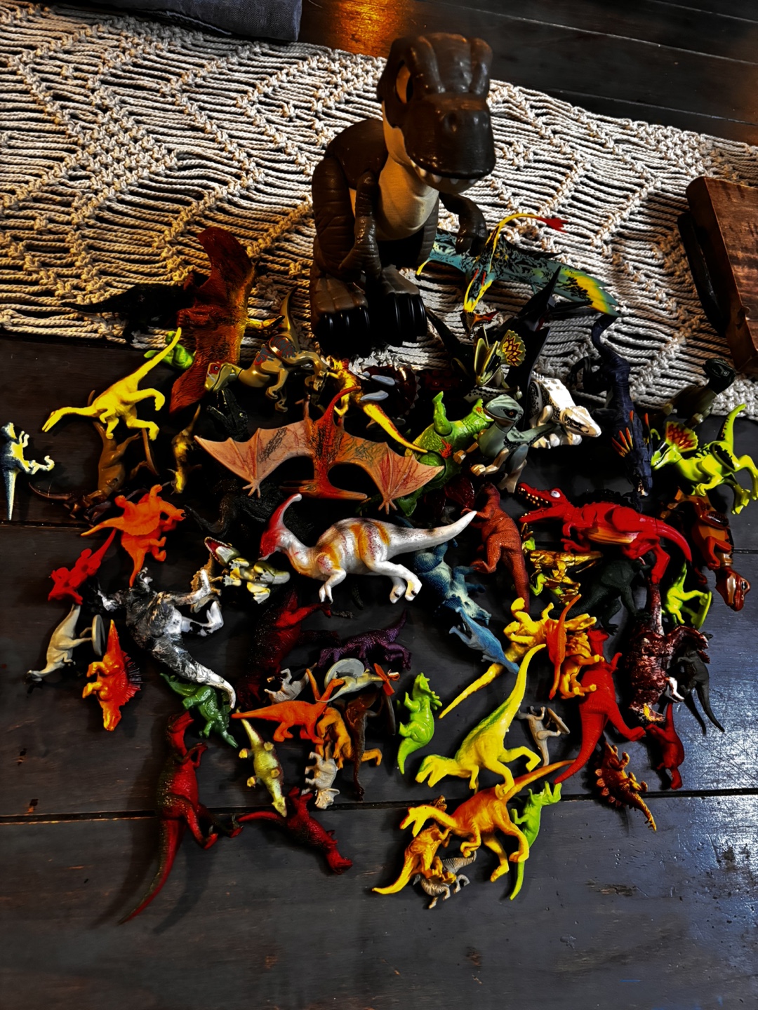 Large Lot of Dinosaur Toys - Includes Electronic T-Rex!