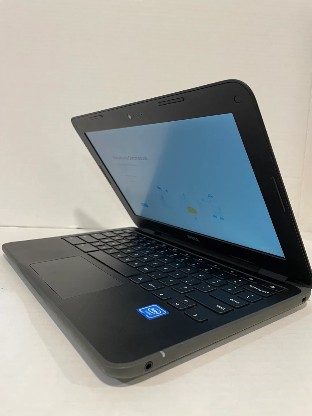 Dell Chromebook 11 3180 – Great for Browsing/Students image indicator(2)