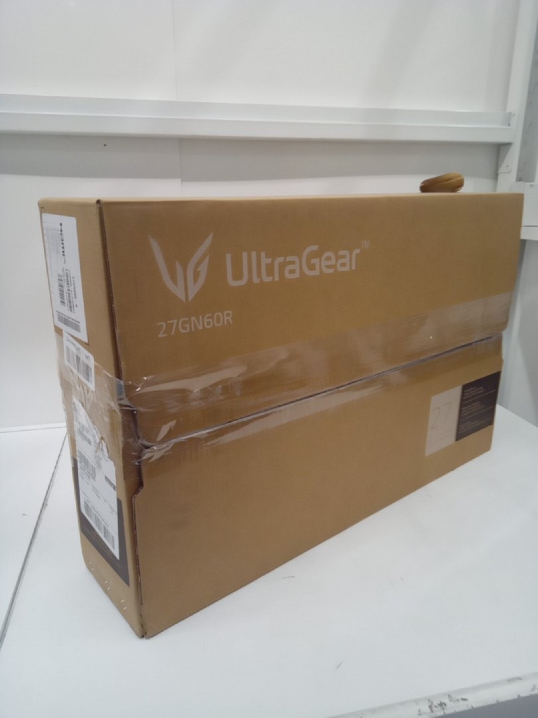 LG ULTRAGEAR 27" 144HZ - photo 2