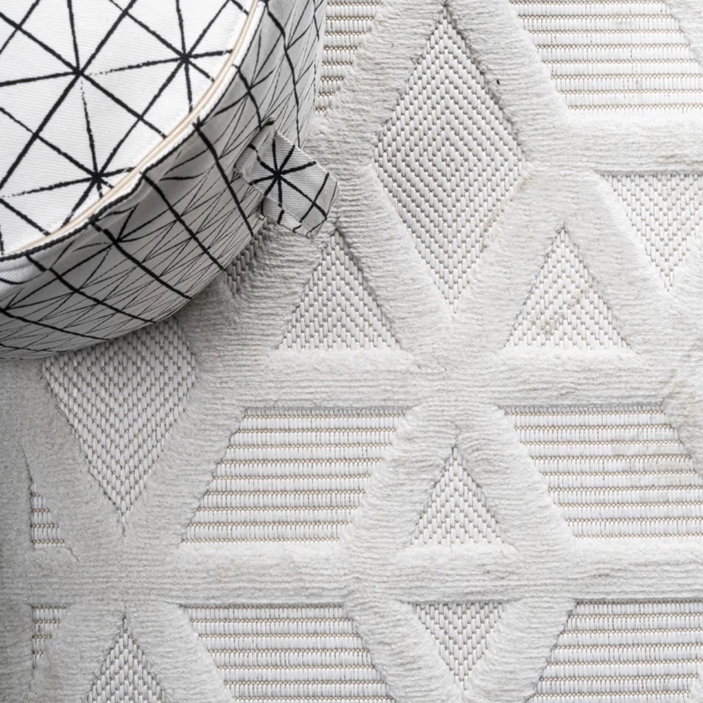 Cream Geometric Area Rug - photo 4