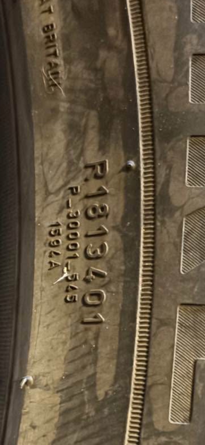Used 235/55 R19 101V winter  Tires - photo 3