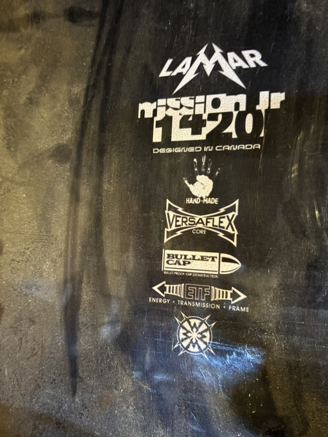 Lamar Mission Jr 1570 Snowboard with Burton Bindings