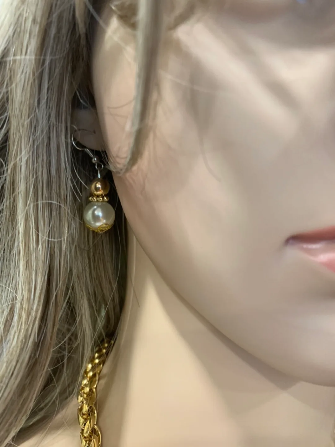 2pc Necklace and earring matching sets. image indicator(2)