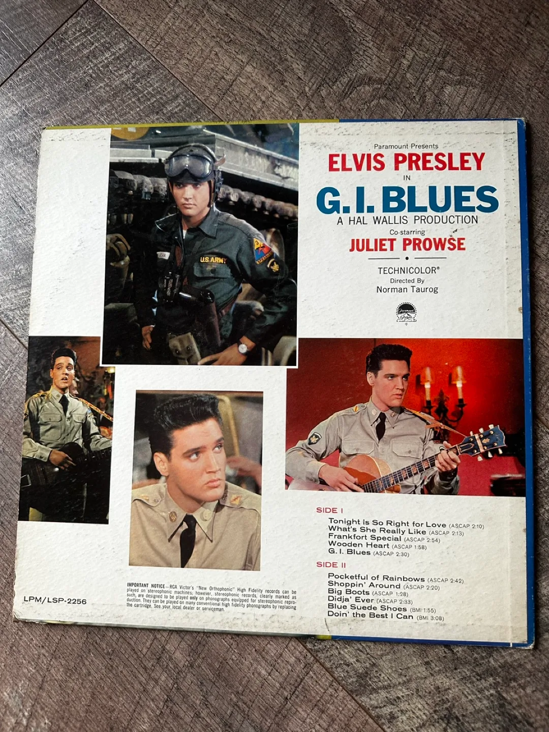 Elvis Presley Vinyl Record Collection (5 LPs) image indicator(8)