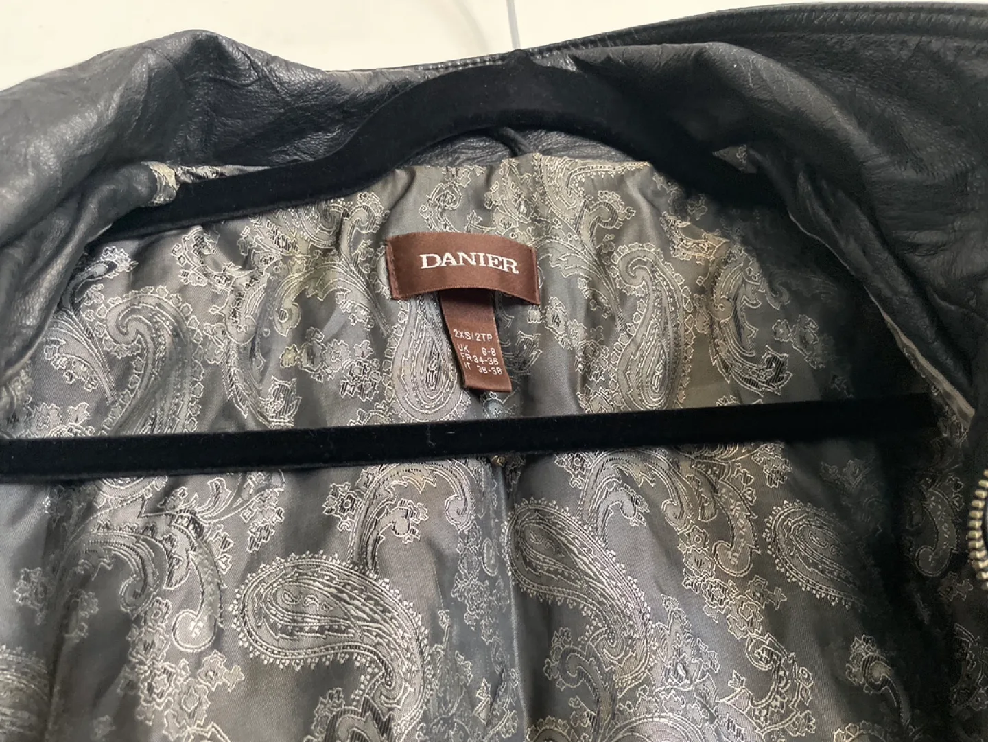 Women's Leather Jacket with removable Faux Fur Hood image indicator(7)