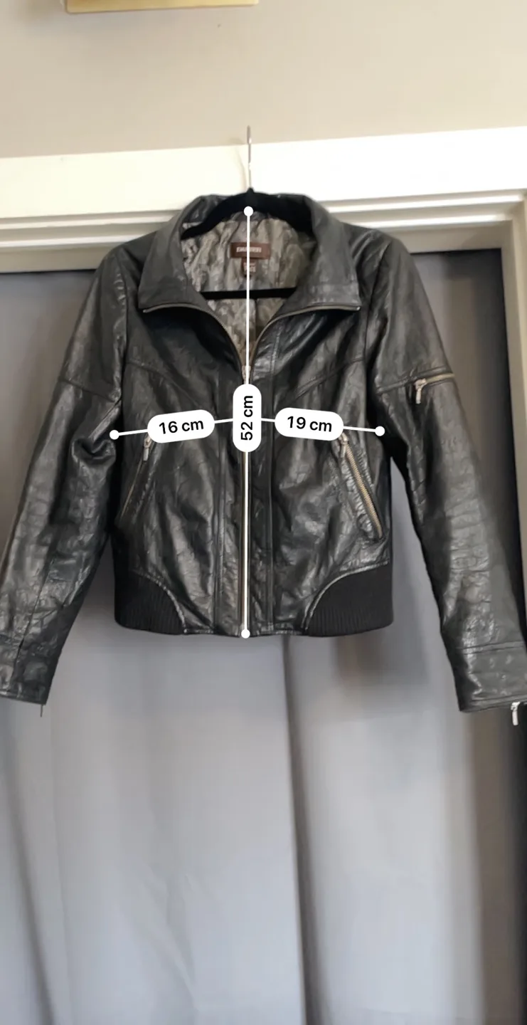 Women's Leather Jacket with removable Faux Fur Hood image indicator(2)