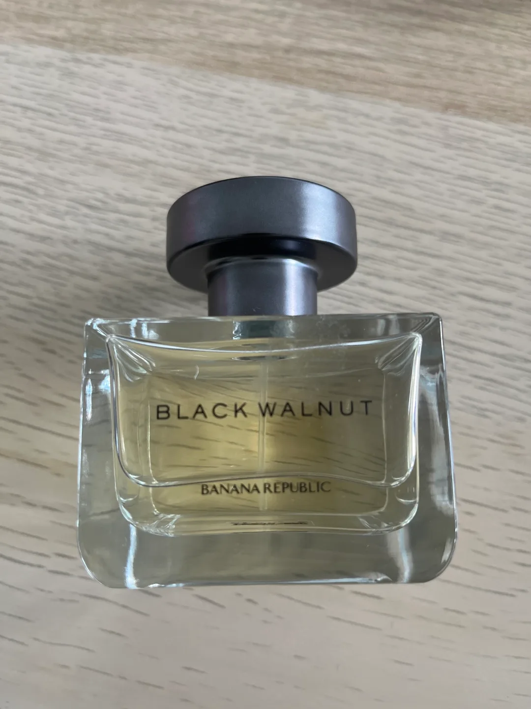 Banana Republic Black Walnut Eau de Parfum thumbnail