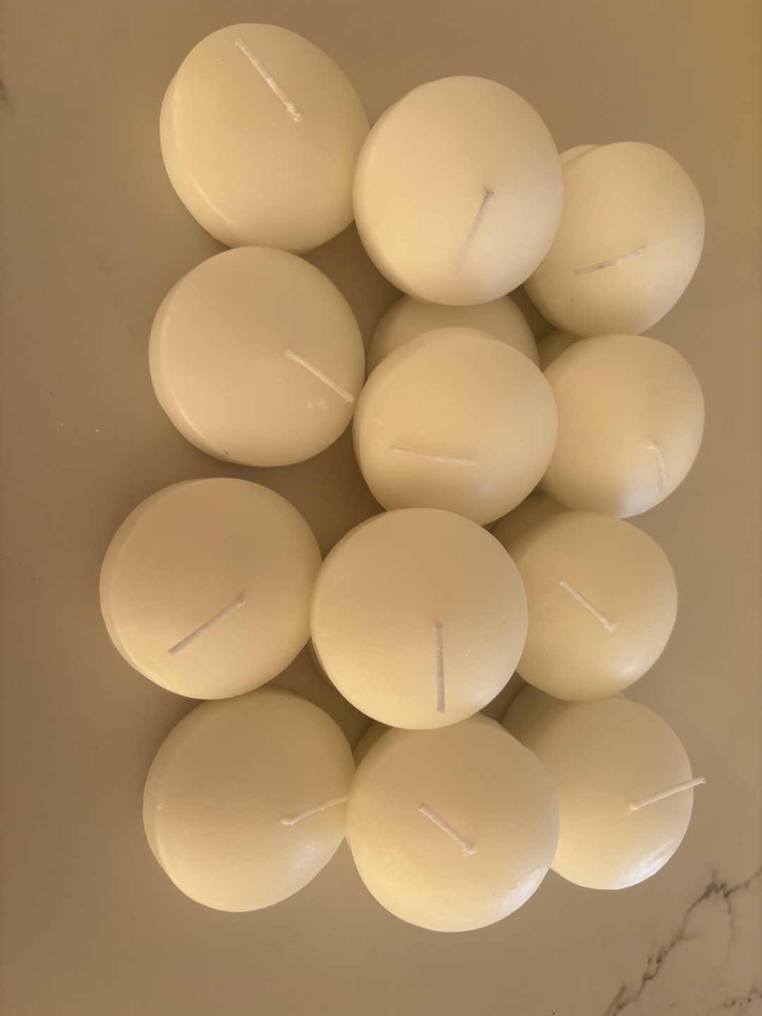 20 unscented floating candles - photo 2