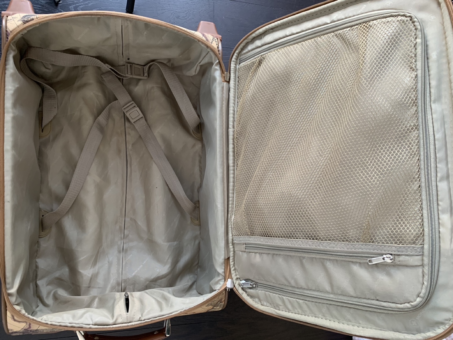 Vintage World Map Rolling Suitcase - photo 4