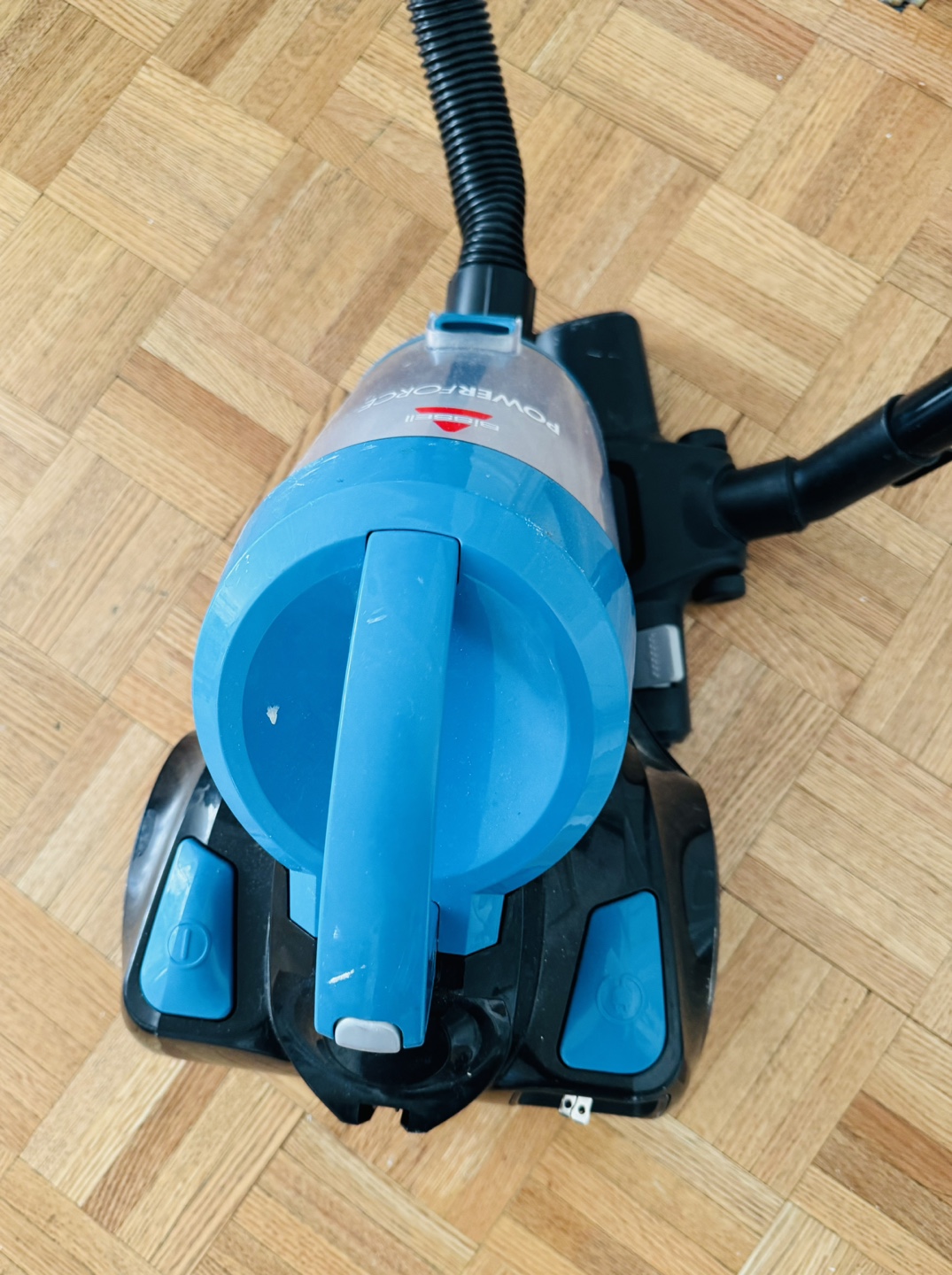 Bissell Powerforce 2156W Bagless Upright Vacuum Cleaner - photo 3