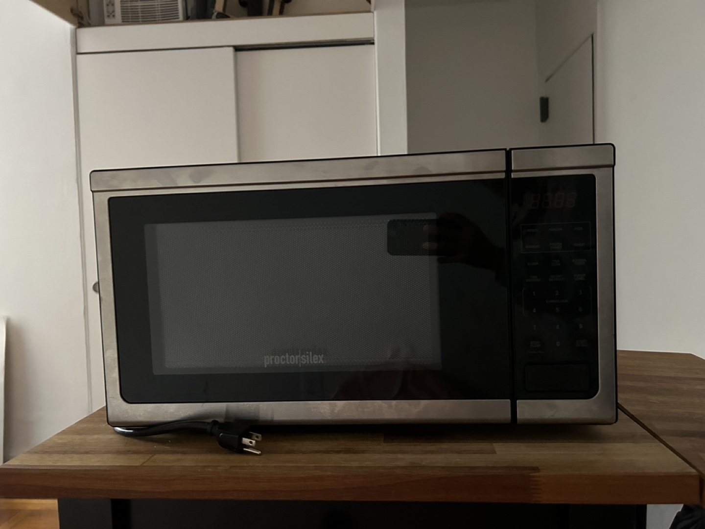 Proctor Silex Stainless Steel Microwave