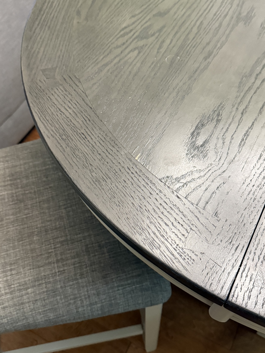 Round kitchen TABLE ONLY 42 to 60 extenstion - photo 3