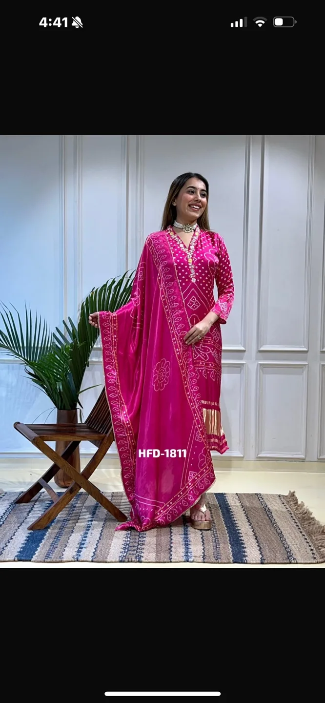 Bandhani Print Three-Piece Suit Set image indicator(4)