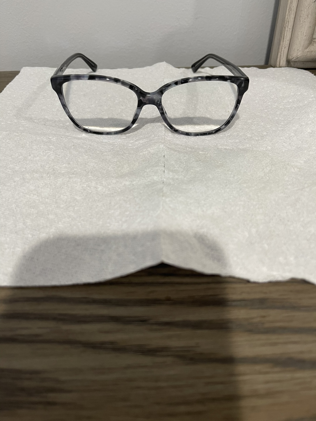 Gucci Gray and Black Eyeglass Frames - photo 4
