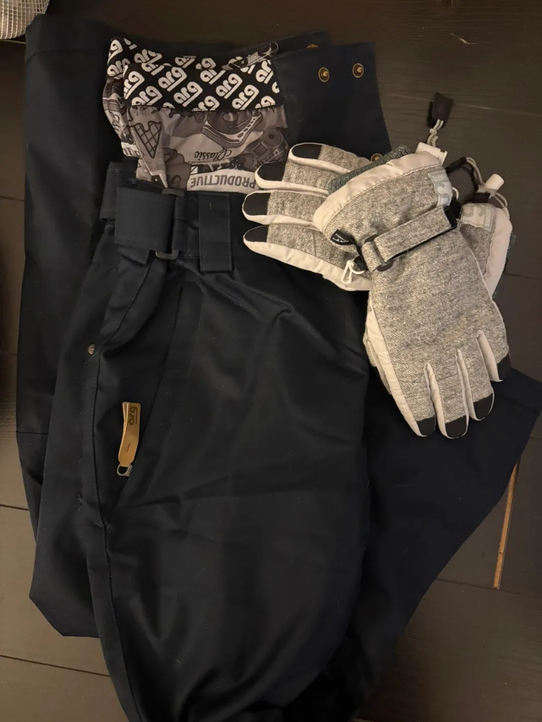 Snow Pants thumbnail