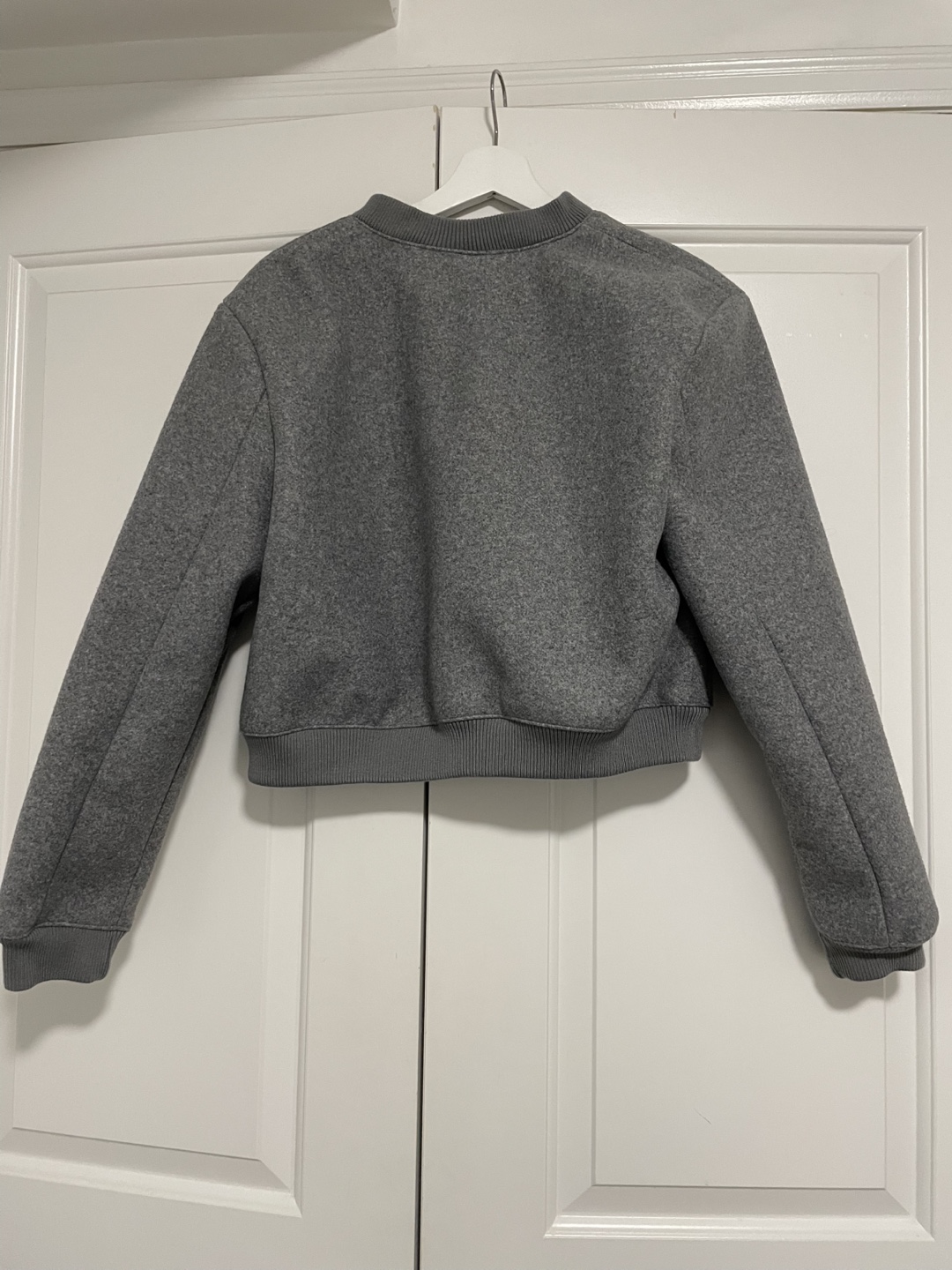 H&M Grey Cropped Bomber Jacket - photo 3