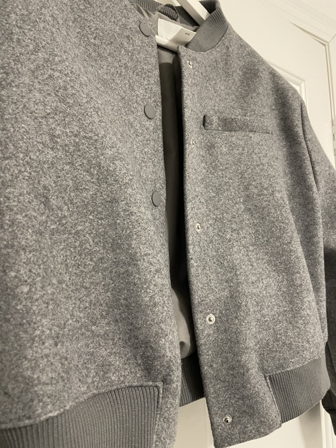 H&M Grey Cropped Bomber Jacket - photo 2