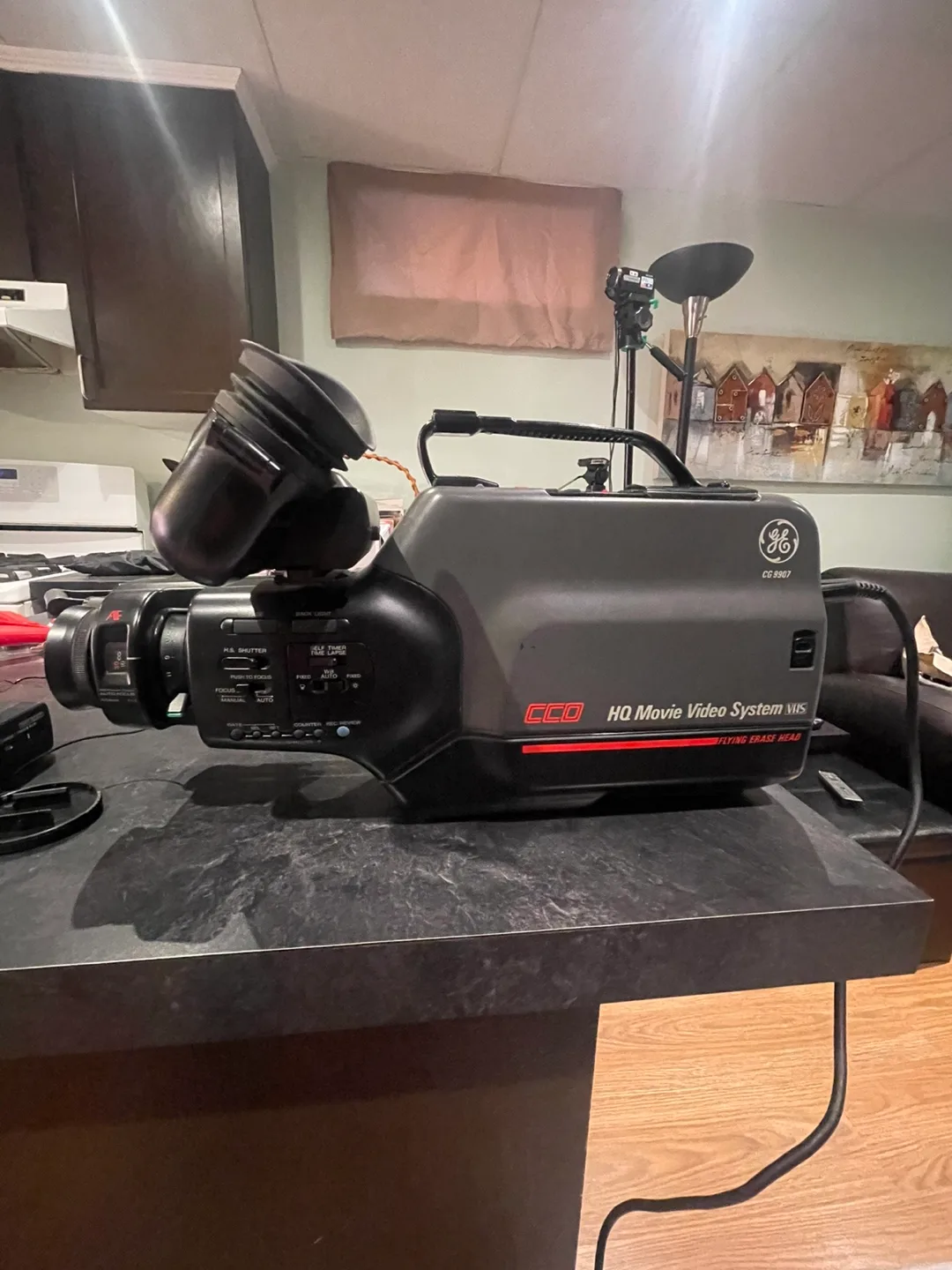 Vintage GE Camcorder CG-9906/CG-9908 with Owner's Manual image indicator(7)