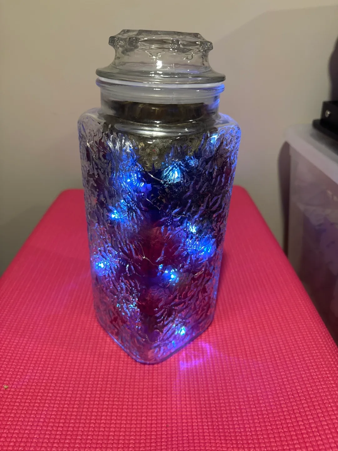 Glass Jar with LED Lights image indicator(2)