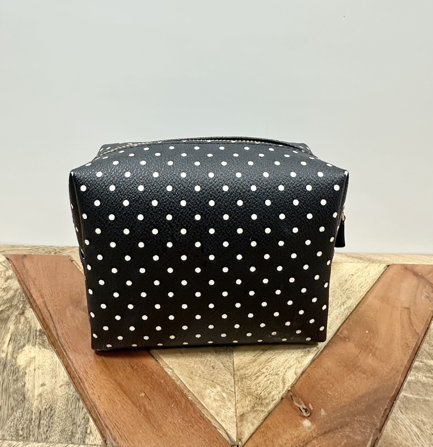 Tory Burch Black and White Polka Dot Cosmetic Case - photo 3