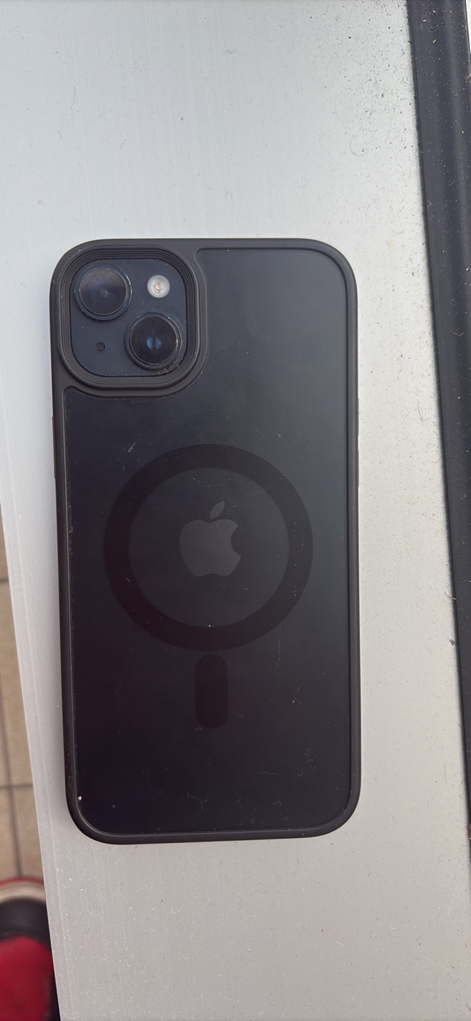 iPhone 14 Plus - photo 2