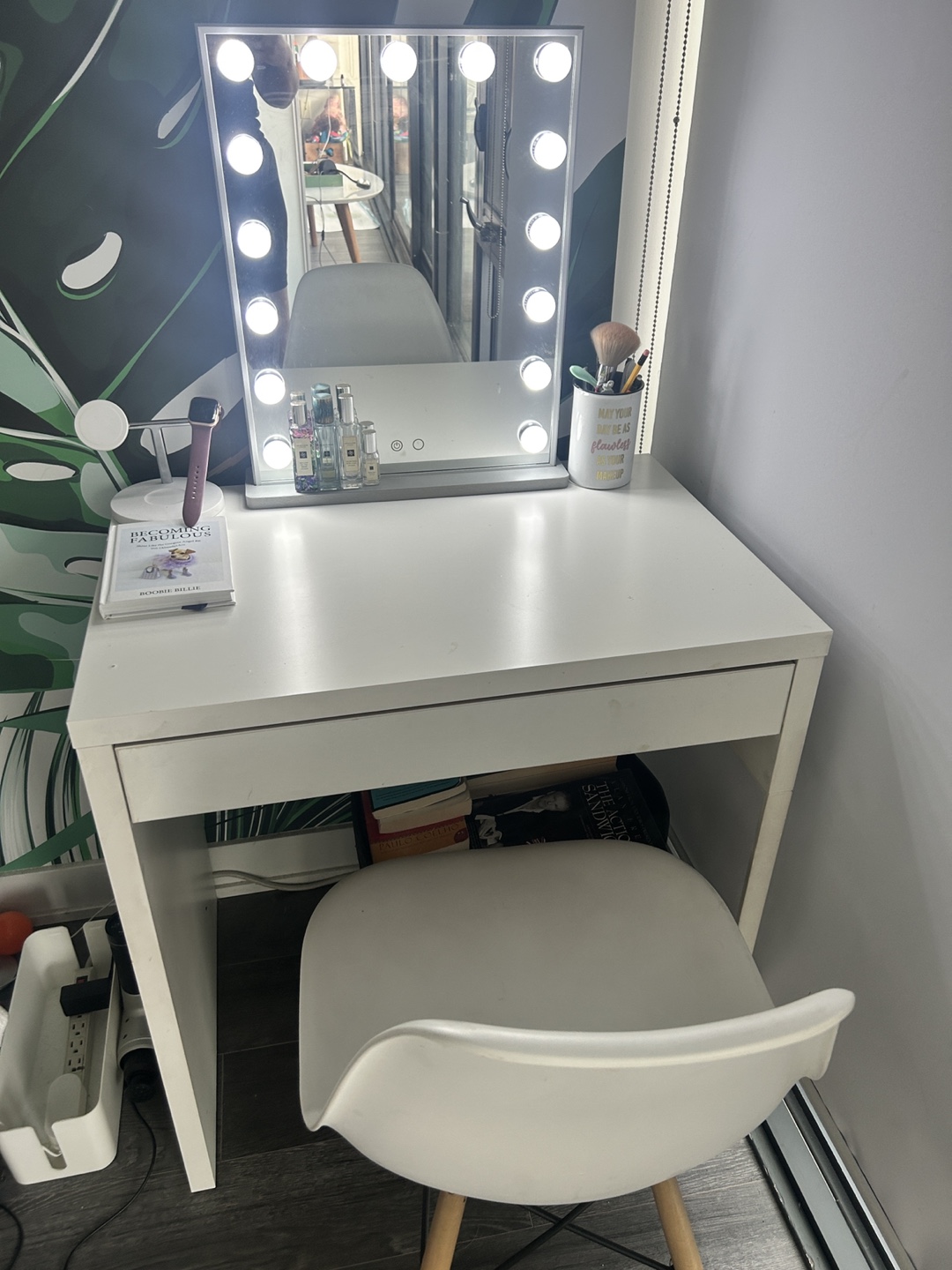 Hollywood Vanity Desk with Mirror & Chair