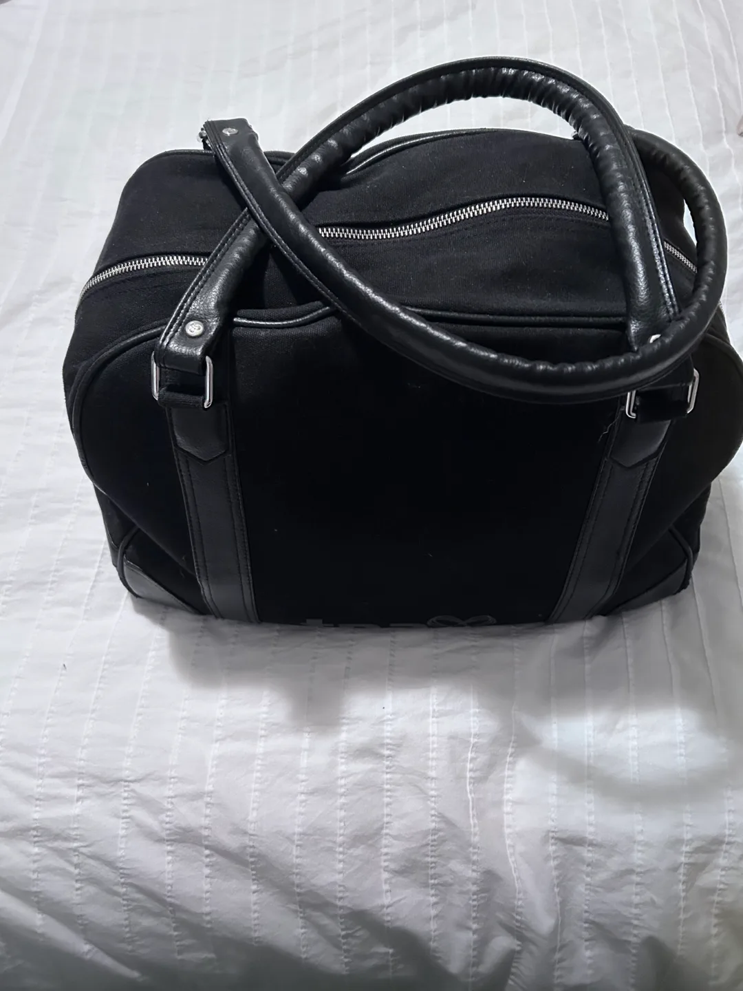 TNA Duffle Bag image indicator(2)