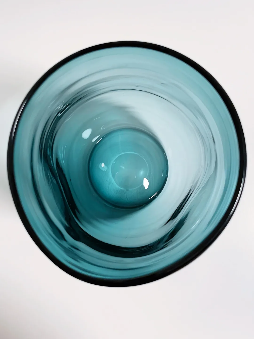 WEST ELM Pure Glass Vase image indicator(7)