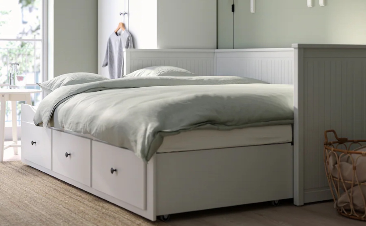 IKEA Hemnes Day Bed with 3 drawers