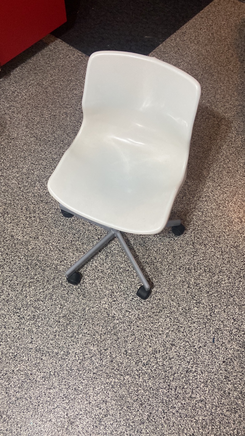 White Swivel Desk Chair - photo 2