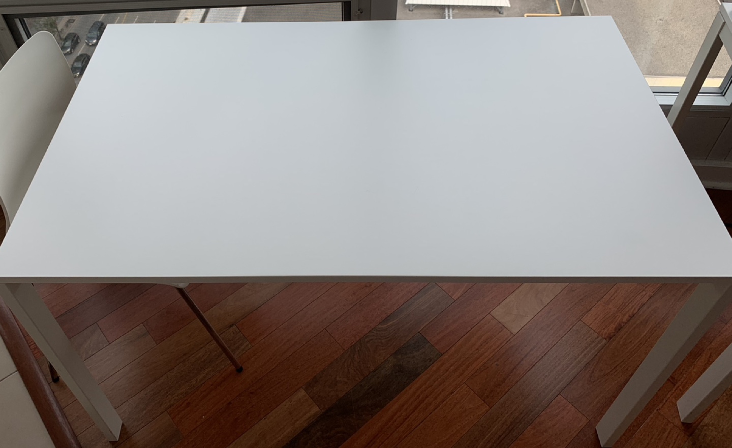 White IKEA table - photo 2