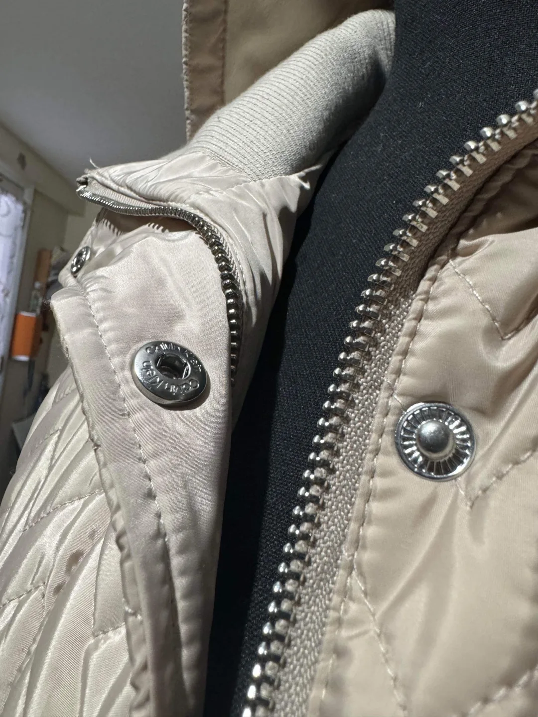 Calvin Klein Women's Beige Quilted Hooded Jacket image indicator(4)