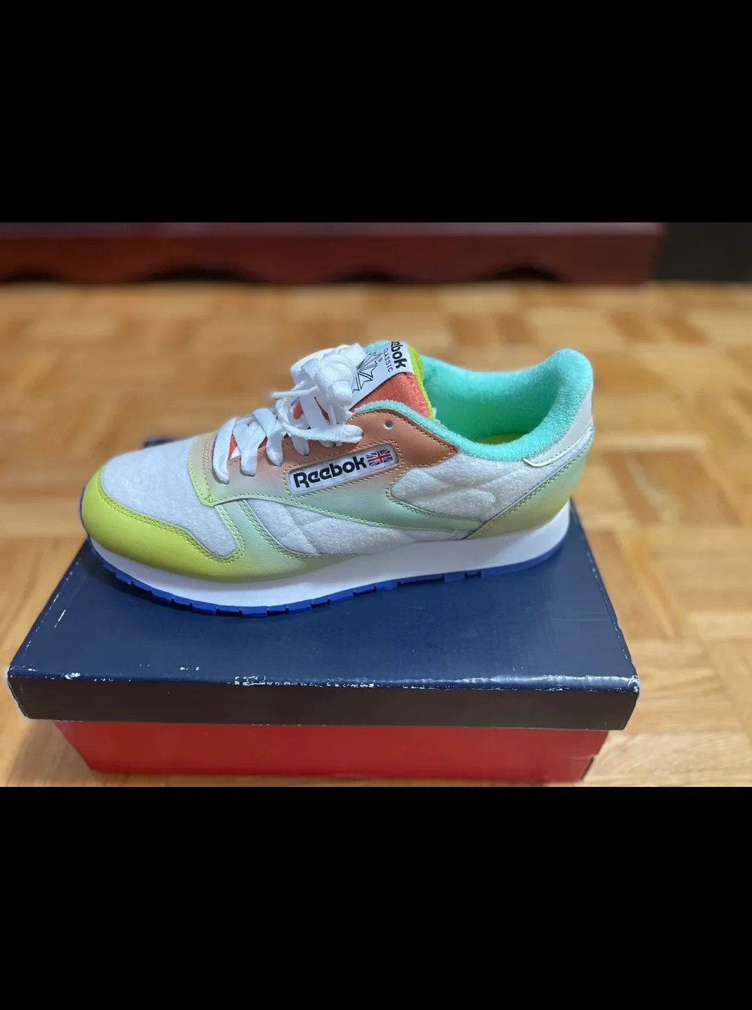 DANIEL MOON X CLASSIC LEATHER 'ACID YELLOW BRIGHT COBALT' image indicator(4)