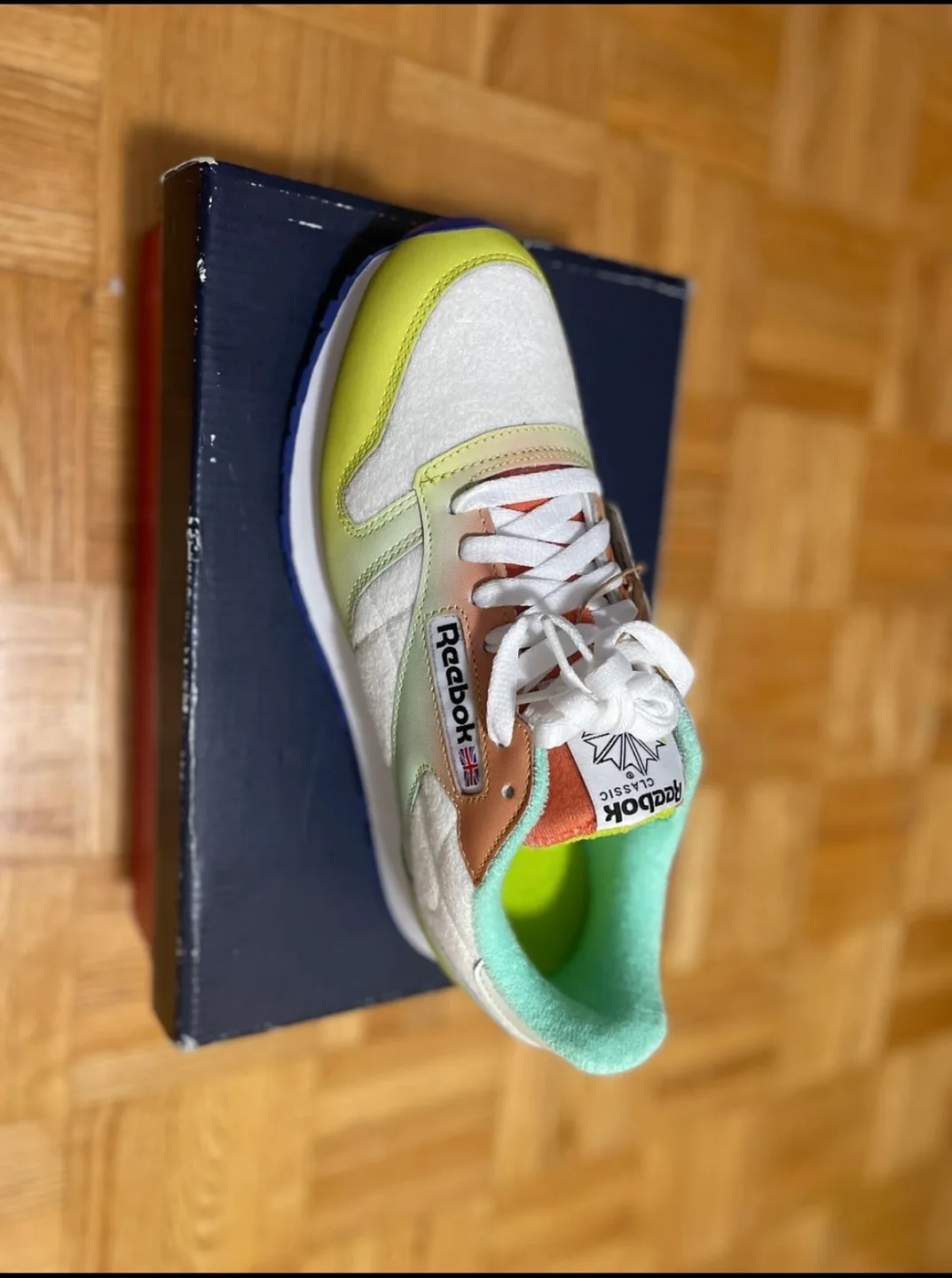 DANIEL MOON X CLASSIC LEATHER 'ACID YELLOW BRIGHT COBALT' image indicator(3)